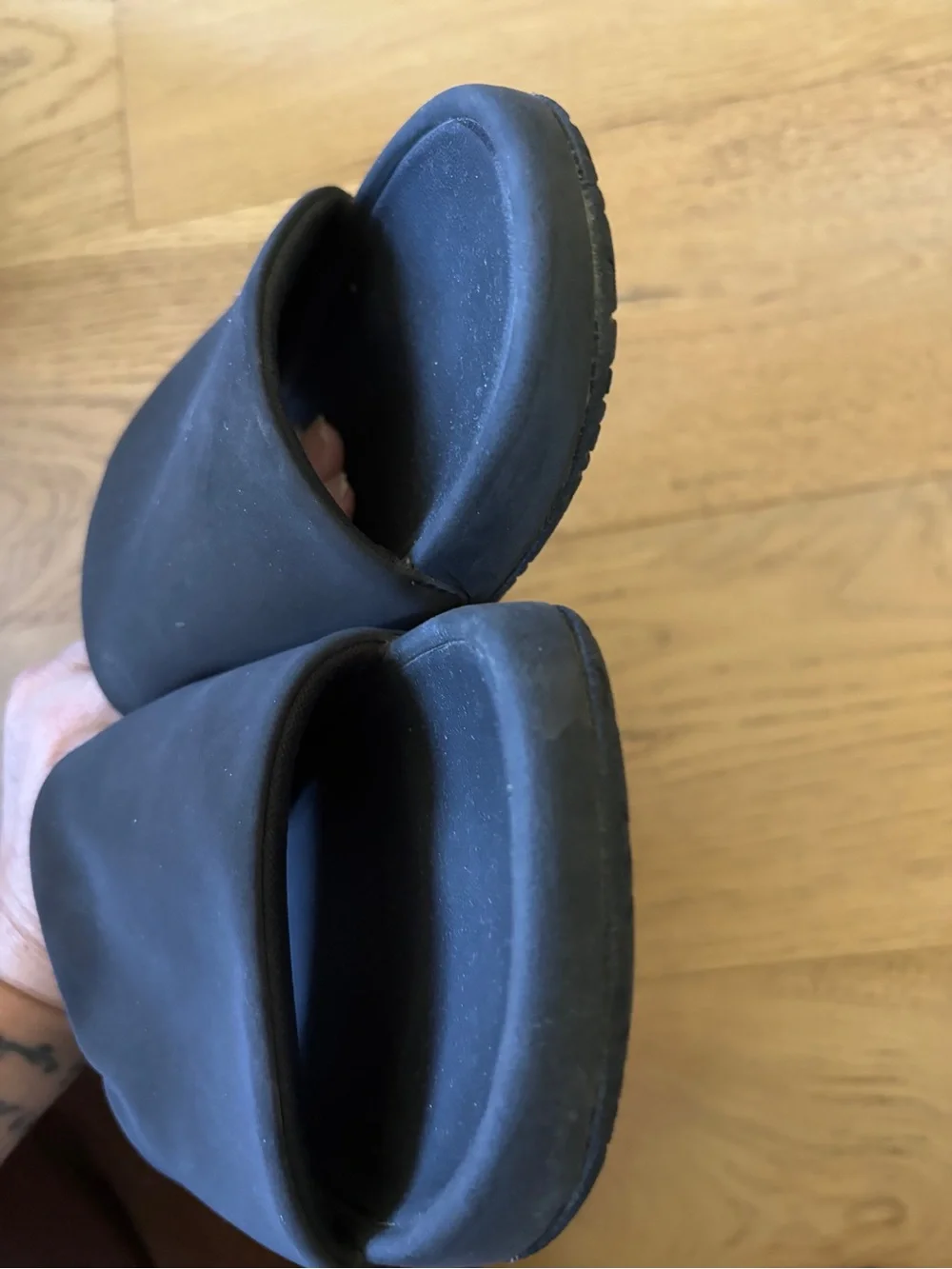 Lululemon slides womens 9 black